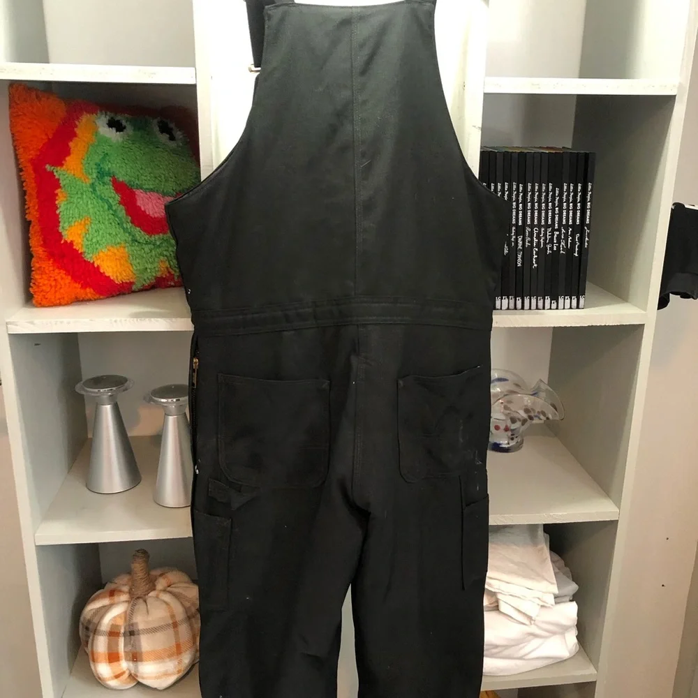 Carhartt Black insulated work overalls. 32 x 30. Some flaws. - Picture 8 of 11